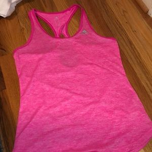 Athletic tank top